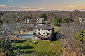 Lake View Retreat Avantstay Entertainer's Home Yard, Deck, Game Room