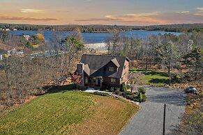 Lake View Retreat Avantstay Entertainer's Home Yard, Deck, Game Room