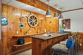 Lake View Retreat Avantstay Entertainer's Home Yard, Deck, Game Room