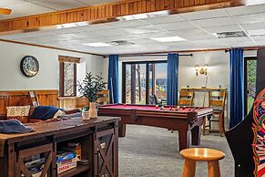 Lake View Retreat Avantstay Entertainer's Home Yard, Deck, Game Room