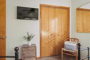 Lake View Retreat Avantstay Entertainer's Home Yard, Deck, Game Room