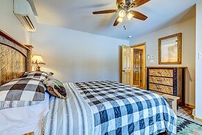 Top Notch Lodge by Avantstay Hot Tub, Game Room, Community Pool, Deck