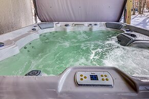 Top Notch Lodge by Avantstay Hot Tub, Game Room, Community Pool, Deck