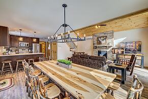 Top Notch Lodge by Avantstay Hot Tub, Game Room, Community Pool, Deck