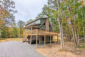 Over the Top Lodge by Avantstay Hot Tub, Shared Pool, Beach/lake Acces