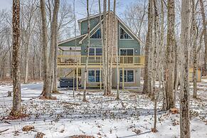 Over the Top Lodge by Avantstay Hot Tub, Shared Pool, Beach/lake Acces