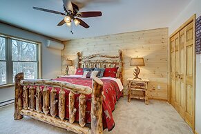 Over the Top Lodge by Avantstay Hot Tub, Shared Pool, Beach/lake Acces