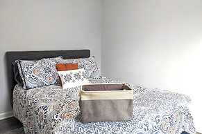 Woodland Chalet by Avantstay Deck + Lake Access