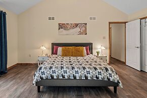 Summit Solitude by Avantstay Lake & Beach Access