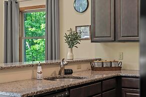 Summit Solitude by Avantstay Lake & Beach Access