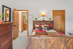 Pocono Lakefront by Avantstay Dock + Lake Access