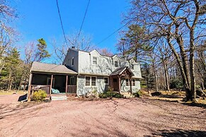 Double Diamond Lodge by Avantstay Group Escape w/ Firepit, Patio, Acti