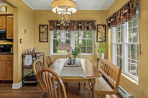 Boulder Lake-scape Lakefront Views + Firepit Central, Walkable Locatio