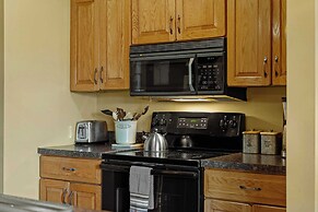 Boulder Lake-scape Lakefront Views + Firepit Central, Walkable Locatio