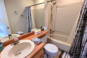 Alpine Allure by Avantstay Indoor Hot Tub, Game Loft, Enclosed Deck