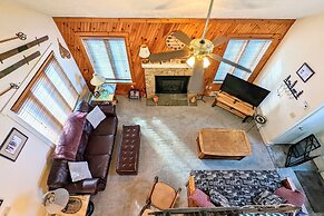 Alpine Allure by Avantstay Indoor Hot Tub, Game Loft, Enclosed Deck