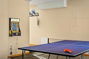 The Nest at Brier Crest by Avantstay Game Room, Expansive Deck & Fire 