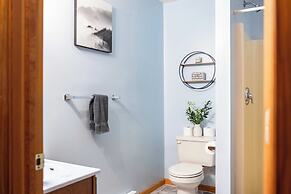 The Nest at Brier Crest by Avantstay Game Room, Expansive Deck & Fire 