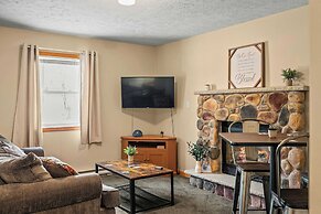 The Nest at Brier Crest by Avantstay Game Room, Expansive Deck & Fire 