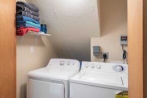 The Nest at Brier Crest by Avantstay Game Room, Expansive Deck & Fire 