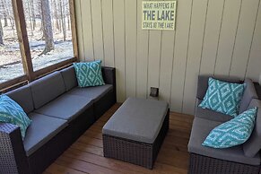 Mountain Memories by Avantstay Hot Tub Enclosed Deck, Large Yard w/ Fi