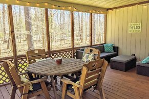 Mountain Memories by Avantstay Hot Tub Enclosed Deck, Large Yard w/ Fi