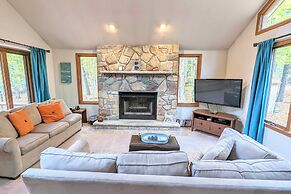 Mountain Memories by Avantstay Hot Tub Enclosed Deck, Large Yard w/ Fi