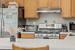 Tawny and Peaceful Game Room, Firepit, Patio/deck, Workspace