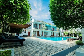 Royal Reach Udawalawe