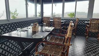 Izi Beach Stay