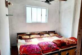 Ujjain Yatri Niwas