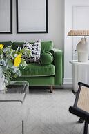 Entertainment District Suites & Towers Toronto