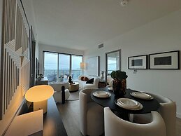 Entertainment District Suites & Towers Toronto