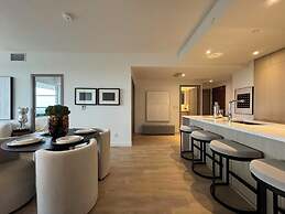 Entertainment District Suites & Towers Toronto