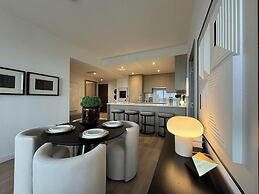 Entertainment District Suites & Towers Toronto