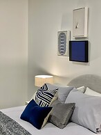 Entertainment District Suites & Towers Toronto