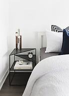 Entertainment District Suites & Towers Toronto