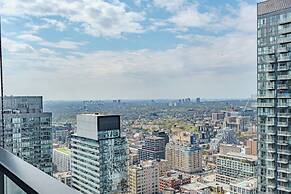 Entertainment District Suites & Towers Toronto