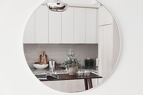 Entertainment District Suites & Towers Toronto