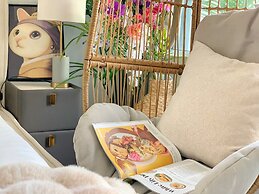 Entertainment District Suites & Towers Toronto