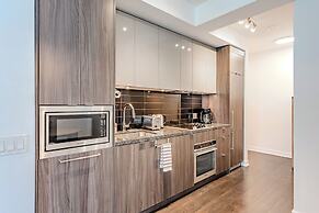 Entertainment District Suites & Towers Toronto