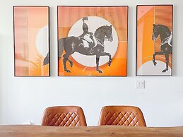 Entertainment District Suites & Towers Toronto