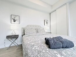 Entertainment District Suites & Towers Toronto