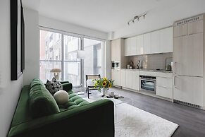 Entertainment District Suites & Towers Toronto