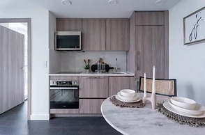 Entertainment District Suites & Towers Toronto