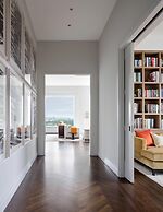 Entertainment District Suites & Towers Toronto