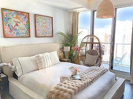 Entertainment District Suites & Towers Toronto