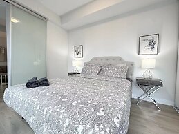 Entertainment District Suites & Towers Toronto