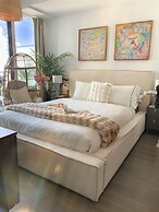 Entertainment District Suites & Towers Toronto