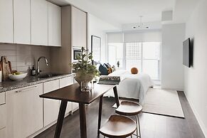 Entertainment District Suites & Towers Toronto